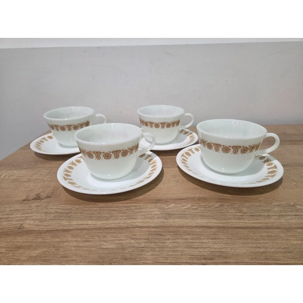 Set Of 4 Pyrex Corelle Golden Butterfly Coffee Tea Cups & Saucers
